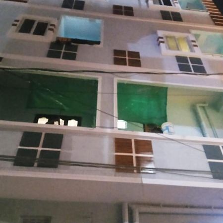 Dziire Service Apartment Хидерабад Екстериор снимка